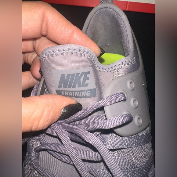 Nike Free TR 7 Shoes.  Dk Gray. Women’s Sz 10 - Picture 6 of 9